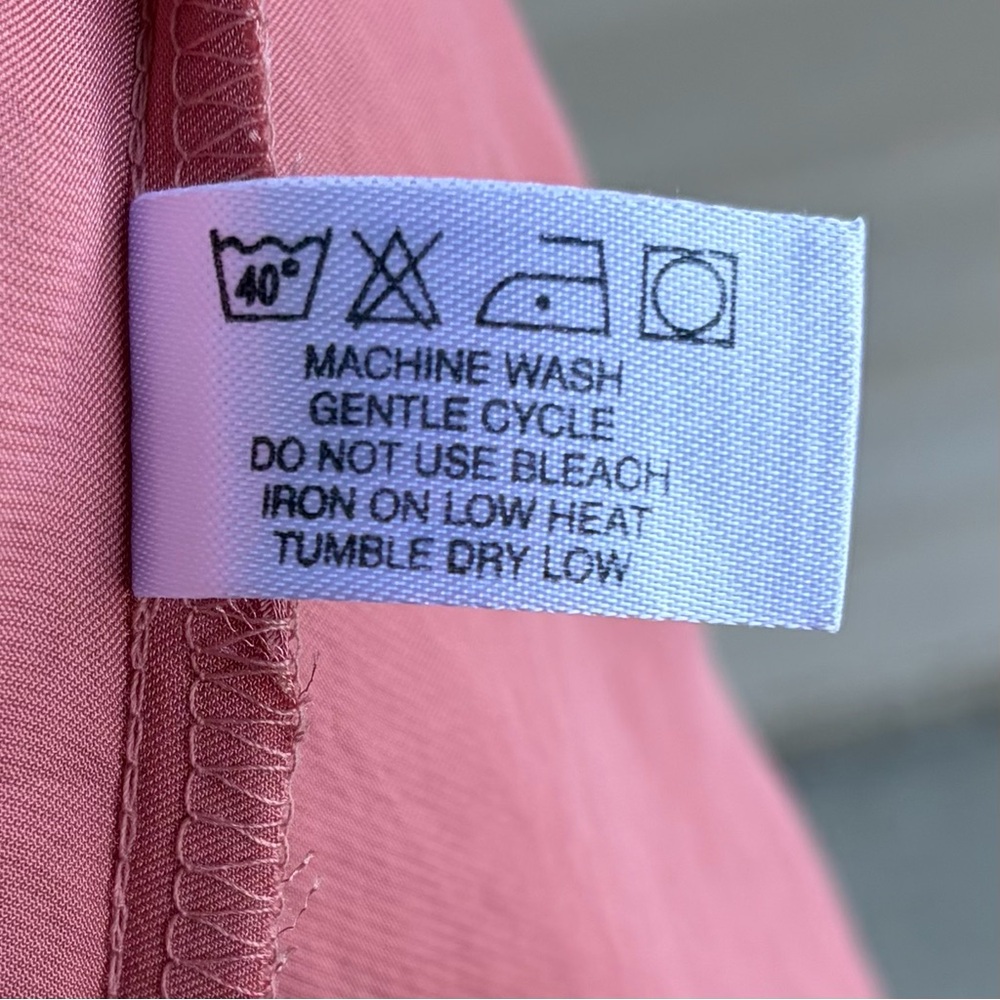 •Violet & Claire• Coppery Rose Cap Sleeve Blouse - Size Medium - Picture 7 of 8